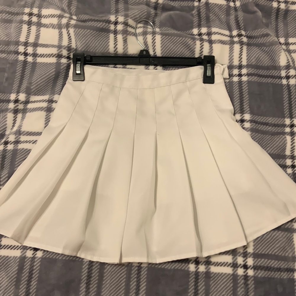 White tennis skirt